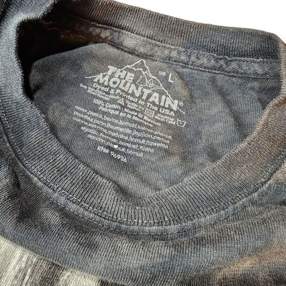 Vintage Alaska Husky the Mountain Tie dye T-shirt  - Picture 2 of 5